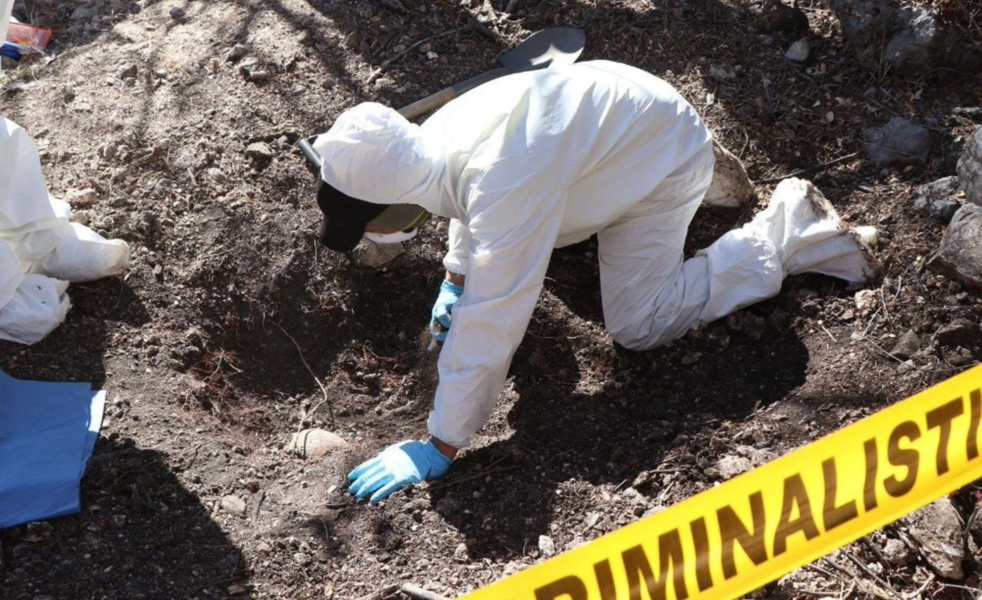 Familias identifican cuerpos de desaparecidos en hornos clandestinos de Jalisco